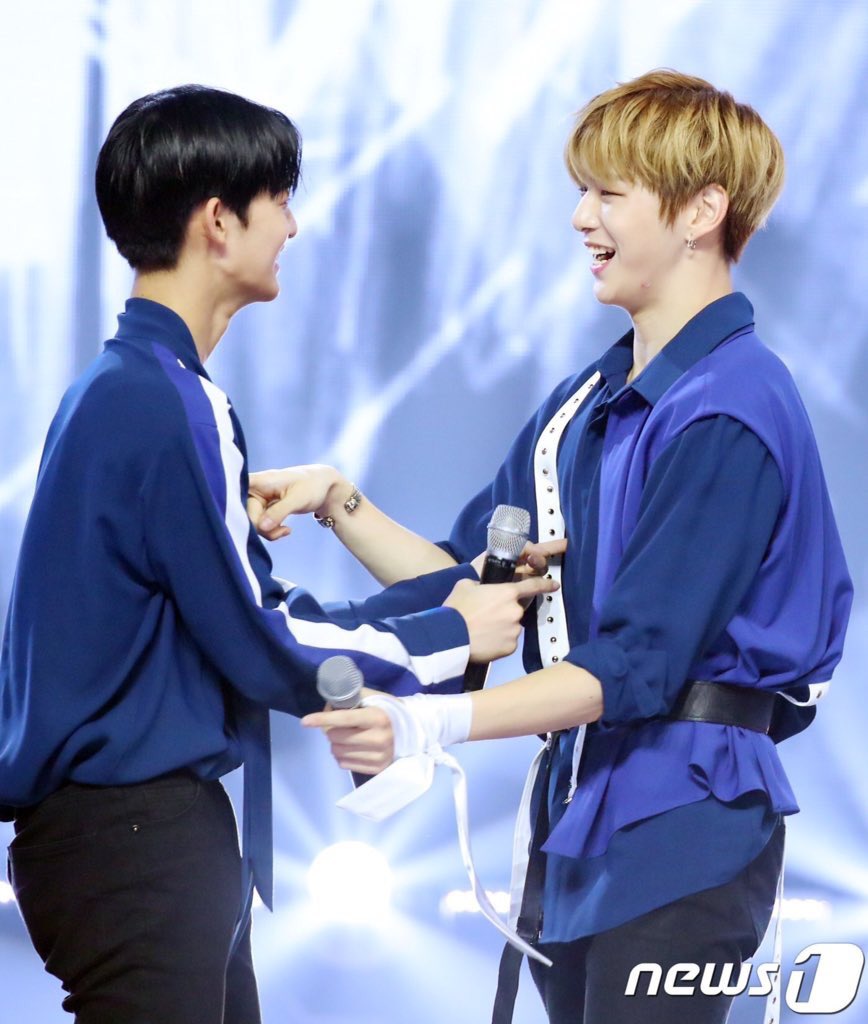 new_Peachgirl's tweet photo. ... #Hwangniel #chamniel #deepniel 💕#WannaOne #Light2ndWin https://t.co/aK7Yib2Rz8