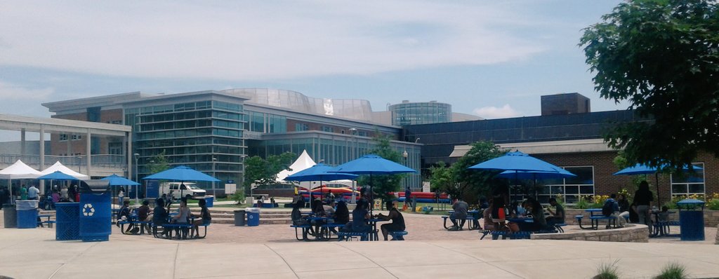 catherine2020_'s tweet photo. Today:  Fun in the Sun Quad Fest 1-5pm
#PGCCHere #OSEL #Summer 🌞 #Cookout 
@PGCCOWLS 🦉 https://t.co/qjuL1NCEdj
