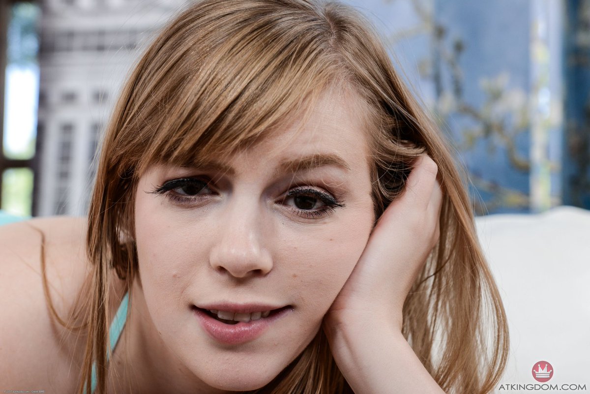 norm_willoughby's tweet photo. @MissDollyLeigh
#wce
#wcw
#wcalways
Such a beautiful and kind person
#atkgalleria https://t.co/0KpR1azLTU