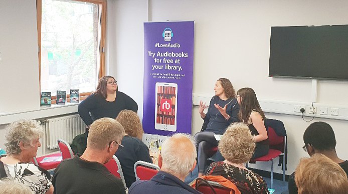 WFHowes's tweet image. We teamed up with @HarperCollins and @WSCCLibraries to put on a unique event with bestselling author @TheVenomousPen at #HorshamLibrary - Read all about the #LoveAudio event on our blog - ow.ly/XB1N30ktKWG