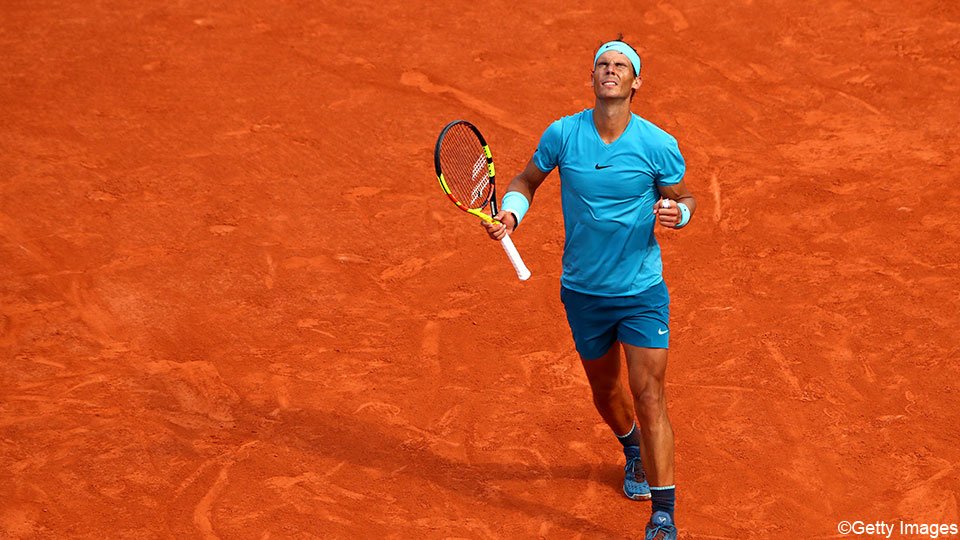 sporza's tweet photo. Rafael Nadal last een extra rustperiode in en laat het toernooi van Queen's schieten: "Moet naar mijn lichaam luisteren" https://t.co/ULFKyz1dl0 https://t.co/1YBRICZpAq