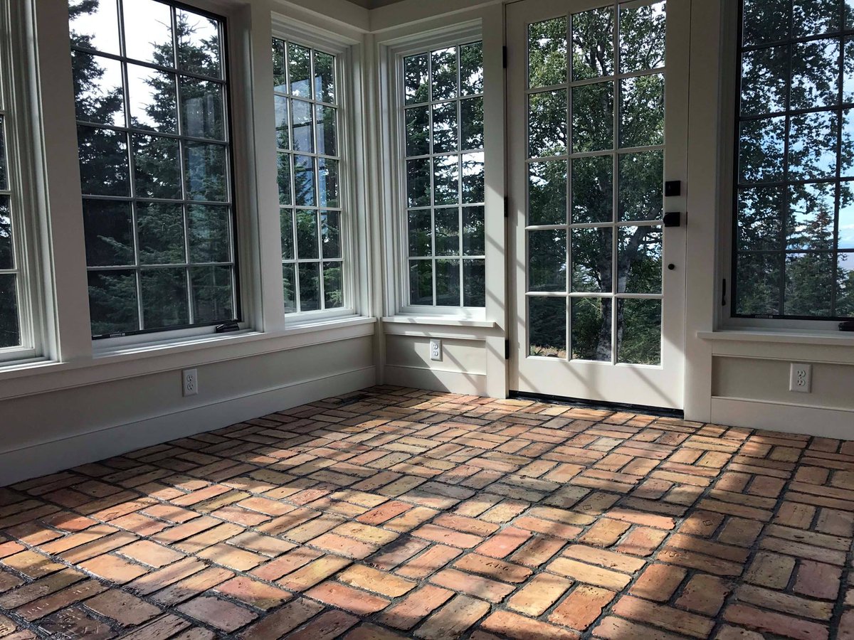 Newly rewritten, printable reclaimed brick floor installation instructions bricksalvage.com/index.php/anti…
#antiquebrick #brickfloors #reclaimedbrick #bricktile