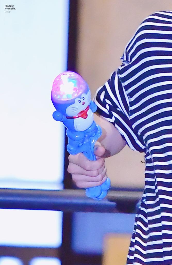 au ☽̶☾ | cy rt bot 🍒 tweet media