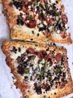 DCSSNutrition's tweet photo. Last Tuesday Chef Clarence visited @DCHSchool with Supreme and Meat Lovers pizza to taste test! #Tasty #Yummy https://t.co/BF7VNmIpQp