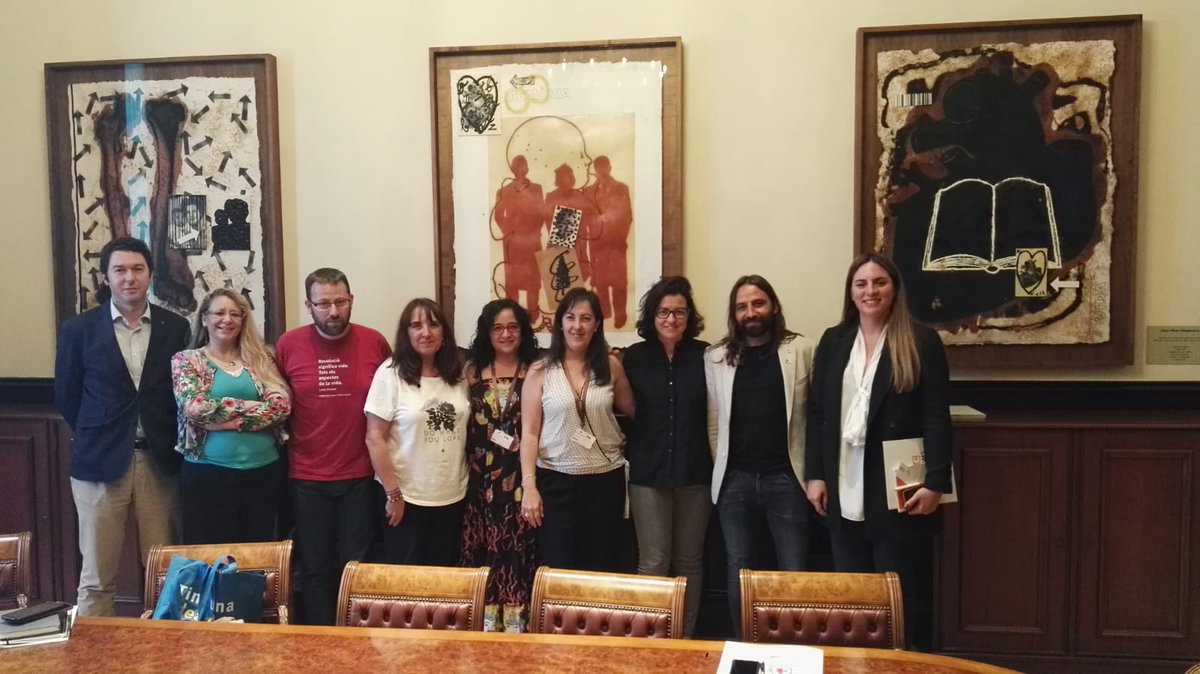 autonomsctac's tweet photo. @PPCatalunya @socialistes_cat @CiutadansCs @Esquerra_ERC @cupnacional @EnComu_Podem @JuntsXCat formalitzant amb tots els grups @parlamentcat la #comissió de #treball #autònom per la #defensa i els #interessos del #colectiu https://t.co/GkRxy3xLtA