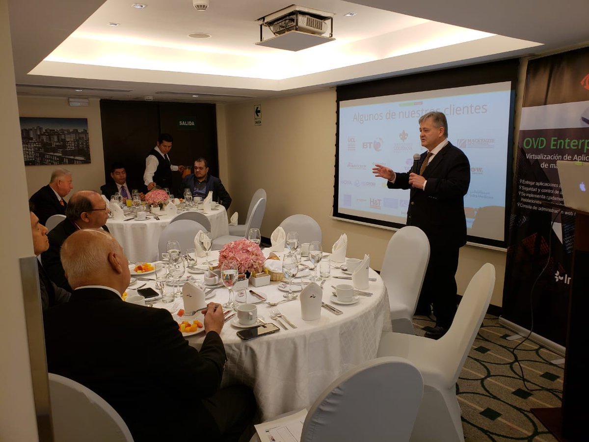 FaonetSystem's tweet photo. Asi comienza la presentacion de LA HERRAMIENTA DE TRANSFORMACIÓN DIGITAL DEL NUEVO MILENIO desde el Hotel @FourSeasons #Lima - #Peru. Presentador @ChristianParta1 , Director de Ventas de @InuvikaInc #Mie13JUN. #FaonetSystem #App #virtualizacion #Cloud #Inuvika https://t.co/c300bm8oS4