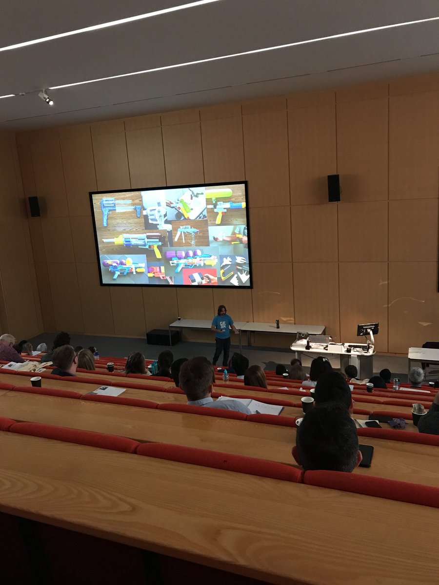 OllieTarrant14's tweet photo. The evolution of an idea with Shane Matthews. Innovation in its purest form. @NTU_EI #NTUIgnite https://t.co/pnibcZC5uz