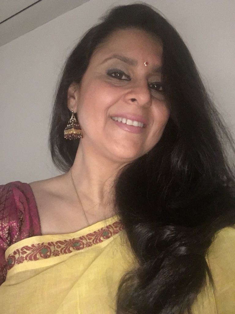 kavitaashok1969's tweet photo. Women Dress Code? Really ? 21 st Centuary ? Let us live in peace - how does a saree make me a sati Savitri and the girl in jeans a devil ?all inlaws, parents , husbands &social pundits ! #barkhadutt #khap #FreedomOfExpression #freedomtodress #newsX #samajkethekedar #womenrights https://t.co/0wVJeQNp0p