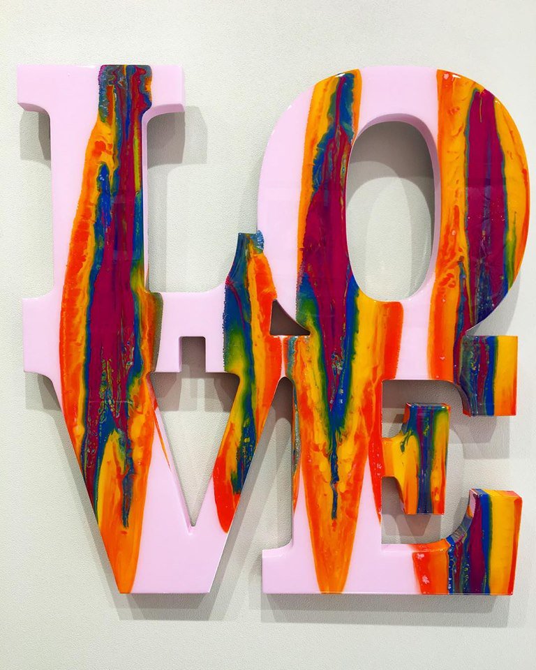 castle_brighton's tweet photo. Alex Echo spreading the #love in our gallery this afternoon #Art #artbrighton #brighton #artgallery #castlefineart #castlegallery #colours #contemporaryart #painting https://t.co/AMRglcfjzo
