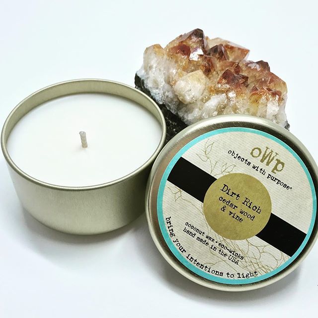 ianthe_mauro's tweet photo. Like walking through a forest looking for unicorns. This candle fragrance makes me crazy with delight!! #candlelover #objectswithpurpose #handmadecandles #madeincalifornia #mompreneur #dirtrich #ecofriendly #gratitude #unicorns https://t.co/CMf9QSTvY3 https://t.co/QGFhtJzQaC