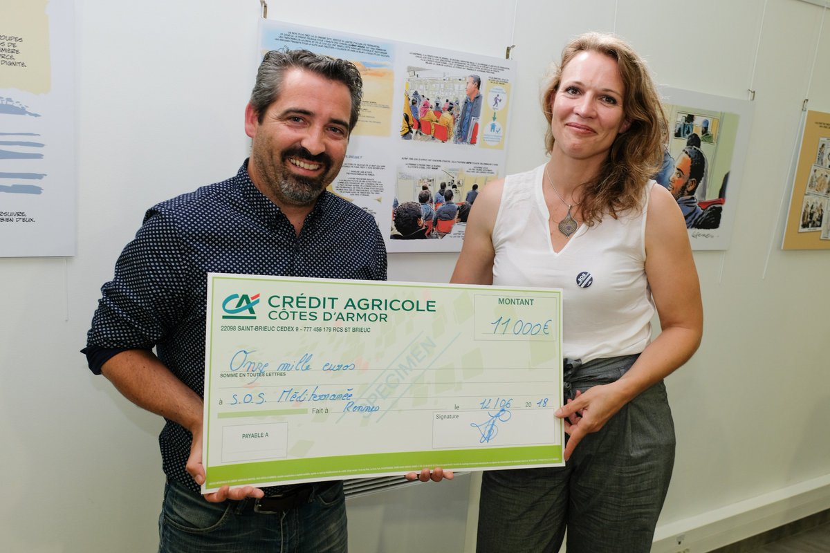 ccas (@ccas_fr) on Twitter photo La solidarité des électriciens et des gaziers à l’égard des réfugiés est sans faille ! A l’issue de l’A.G. de la CMCAS Haute-Bretagne, un chèque de 11000 € a été remis le 12 juin à <a href="/SOSMedFrance/">SOS MEDITERRANEE France</a> qui affrète #Aquarius pour sauver ceux qui fuient les conflits en #Méditerranée. La solidarité des électriciens et des gaziers à l’égard des réfugiés est sans faille ! A l’issue de l’A.G. de la CMCAS Haute-Bretagne, un chèque de 11000 € a été remis le 12 juin à <a href="/SOSMedFrance/">SOS MEDITERRANEE France</a> qui affrète #Aquarius pour sauver ceux qui fuient les conflits en #Méditerranée.