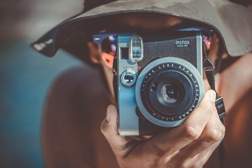 Dries's tweet photo. How to dynamically create image styles derivatives in Drupal 8: https://t.co/1udngjf45Q Really enjoyed John's article.  Six months ago I started building a similar "Image Factory", but never finished it. /cc @Kodamera https://t.co/WKtcAIMzPU
