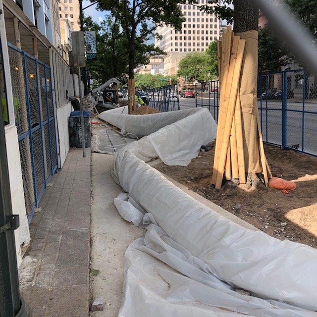 studiodwg_atx's tweet photo. The feature wall at the 823 Congress pocket patio is really coming together! We can't wait for this installation to be complete so downtowners can enjoy this dynamic space! #transformation #pocketpatio #tacticalurbanism #landscapearchitecture #customfeatures #elements https://t.co/NXc2kg0vvQ