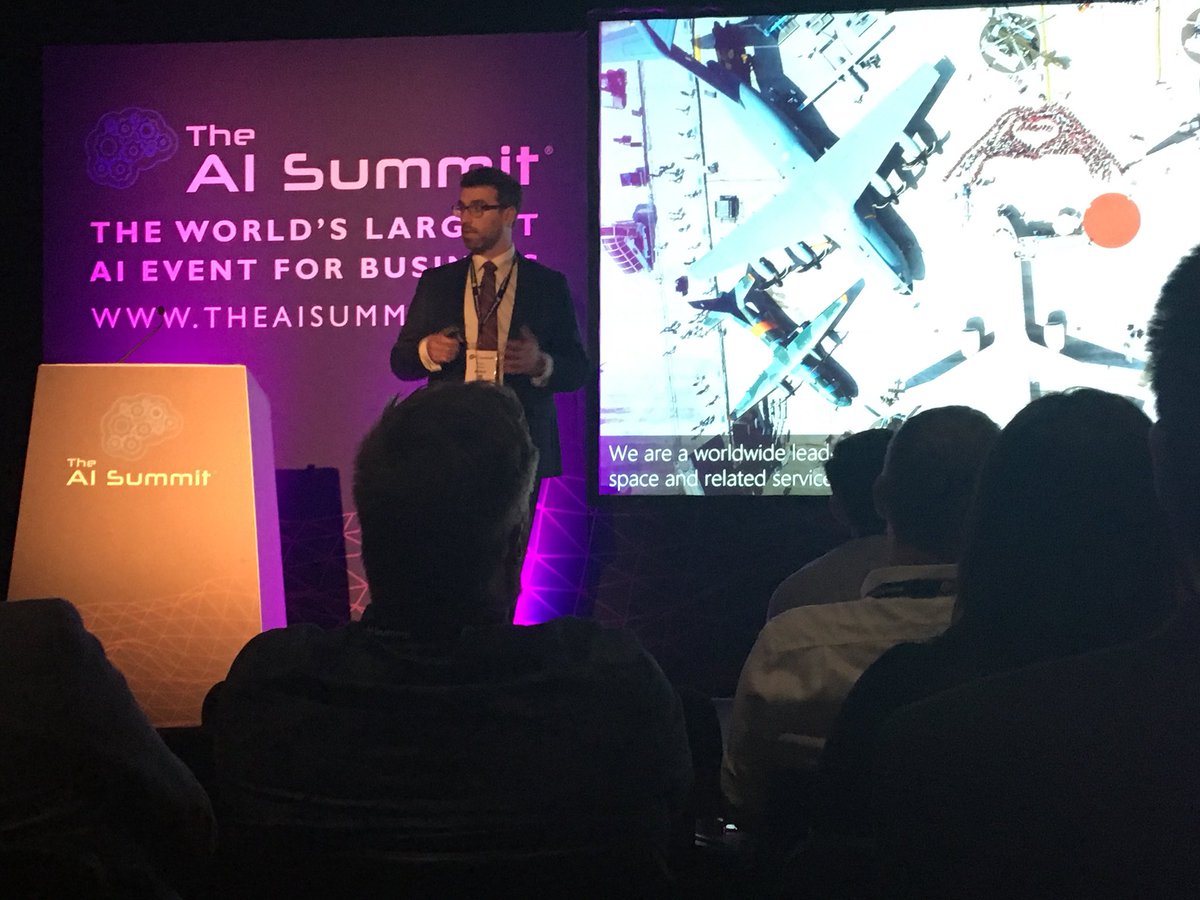 quantumBizz's tweet photo. 'Quantum Computing and the future of flight' 

Where are we headed with #quantum and high performance #computing?

Right now at the quantum summit, London - listen to Thierry Botter, Head of Airbus Blue Sky @Airbus #AISummit https://t.co/3eDXG1Afdm