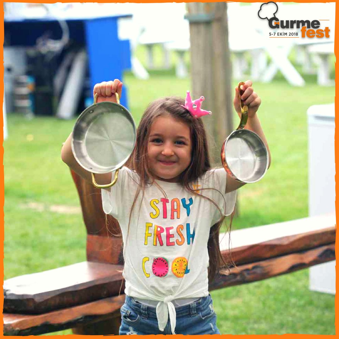 GurmeFest's tweet photo. GurmeFest'in minik şefleri de en az bizim kadar heyecanlı👧♥
#gurmefestistanbul https://t.co/WnTWTmxDZs