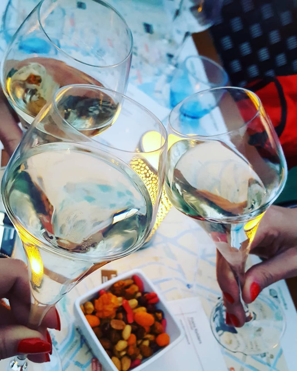 Our candle light cruise includes unlimited drinks 🍷😍 #LoversCanalCruises #amsterdamcanals