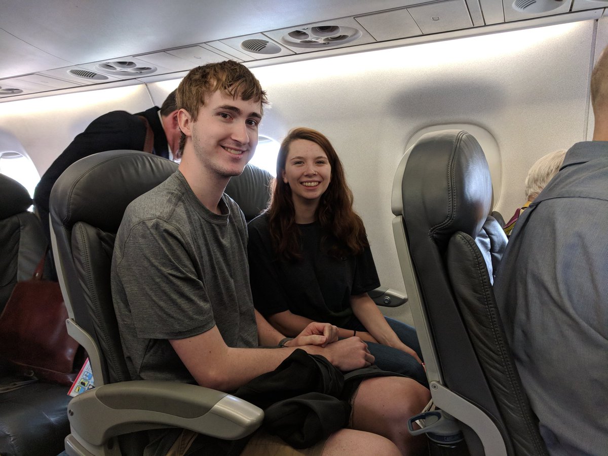 crosstrainor's tweet photo. Loaded up for the first of our three flights -- the #TrainorLab at @FandMCollege is making our first group trip to @keckobservatory! https://t.co/tZ527tAUPc