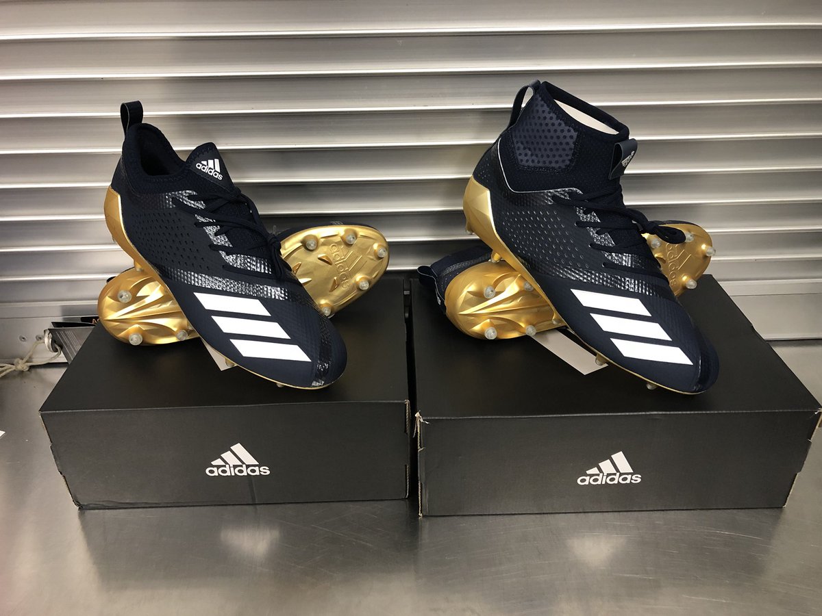 ZipsEquipment's tweet photo. @ZipsFB home game cleats will be Navy w/ Gold Bottoms. These are for the skill guys! #adizero #fastest #5Star #3StripeLife #ZipSwag https://t.co/1vE7nDdfvK