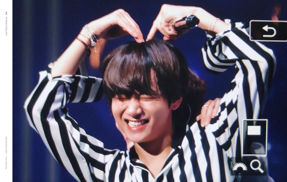toru_stream's tweet photo. im forever grateful to fansites who capture his beautiful smile https://t.co/uIE4K2d5UW