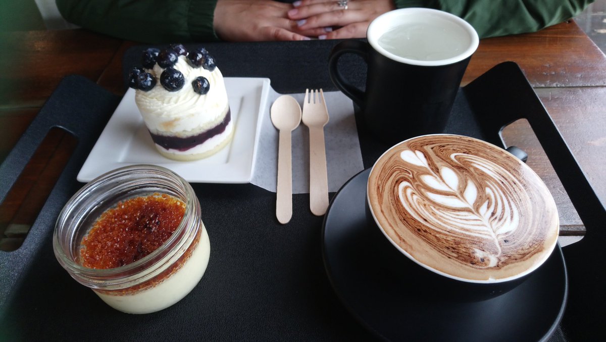 KungFuGirlFight's tweet photo. It's alright to indulge a little once on a while #mocha #coffeetime #treatyourself https://t.co/fGHgMQGHDu