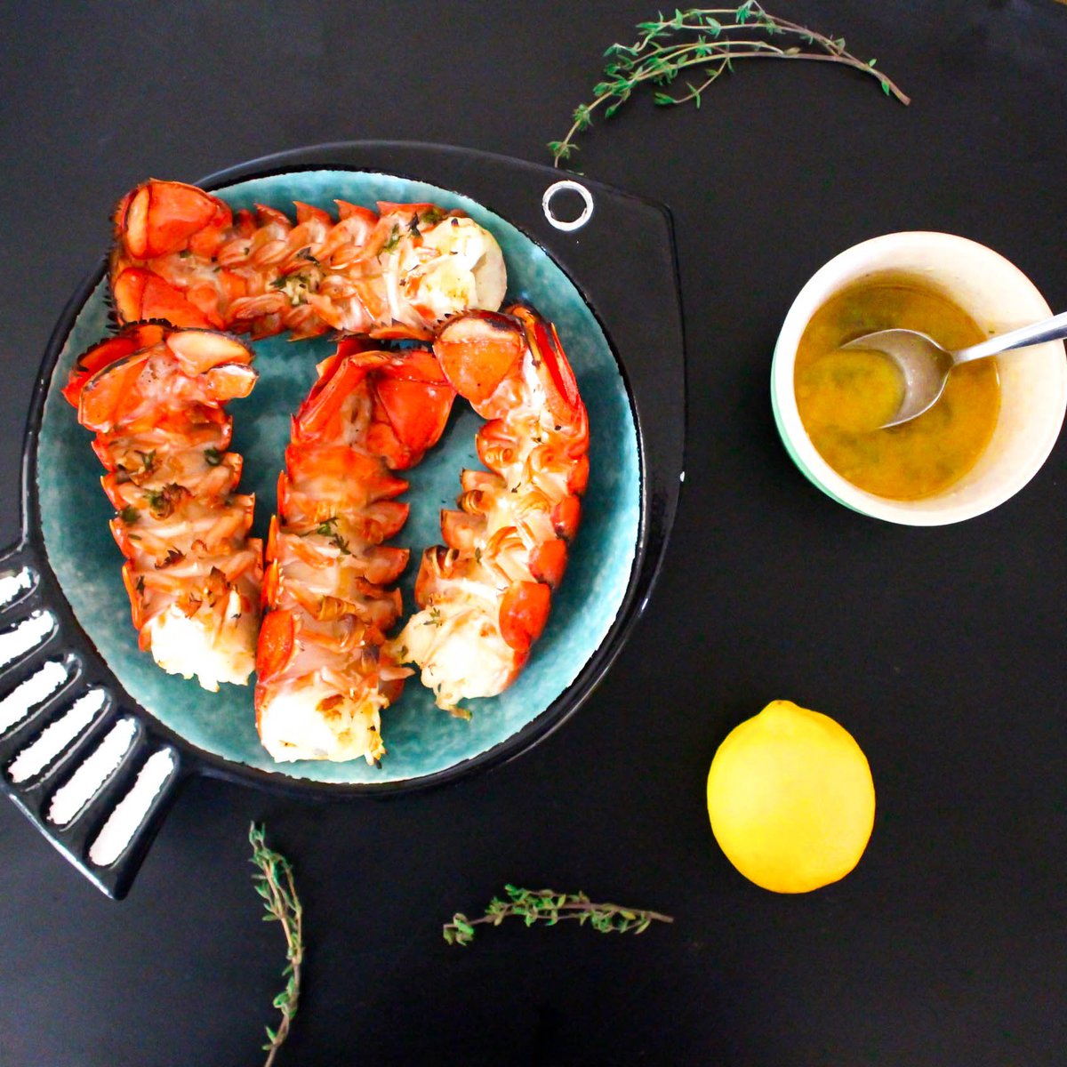 These paleo and gluten free Grilled Lobster Tails drizzled in lemon butter are so easy to make, but tastes and looks like you spent hours in the kitchen! #paleo #whole30 #keto #lowcarb #lchf #grillrecipe #glutenfree #Dairyfree #FathersDay 
Recipe link: buff.ly/2MnBCG1