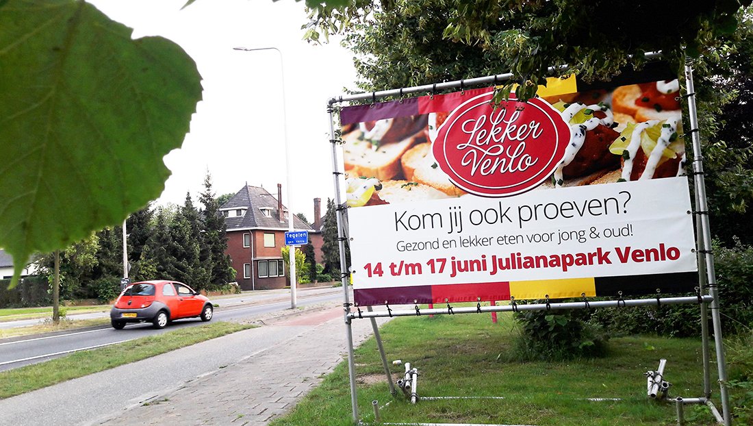Altijd leuk om je eigen ontwerp 'in het echt' te zien! #LekkerVenlo #foodfestival