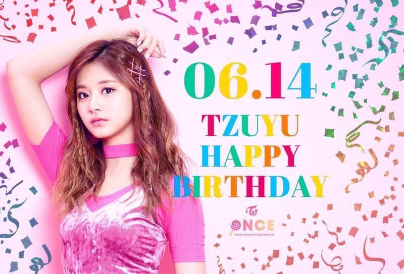 TWICE2458's tweet photo. ツウィ誕生日おめでとう🎉🎉🎉😘
생일 축하해요！！

#ツウィ誕生祭 
#ツウィセンイル 
#ツウィペンスルー禁止 
#ツウィの可愛さ超注意 
#onceでいいねした人全員フォロー 
#onceでRTした人全員フォローする https://t.co/pIyi1kFiYt