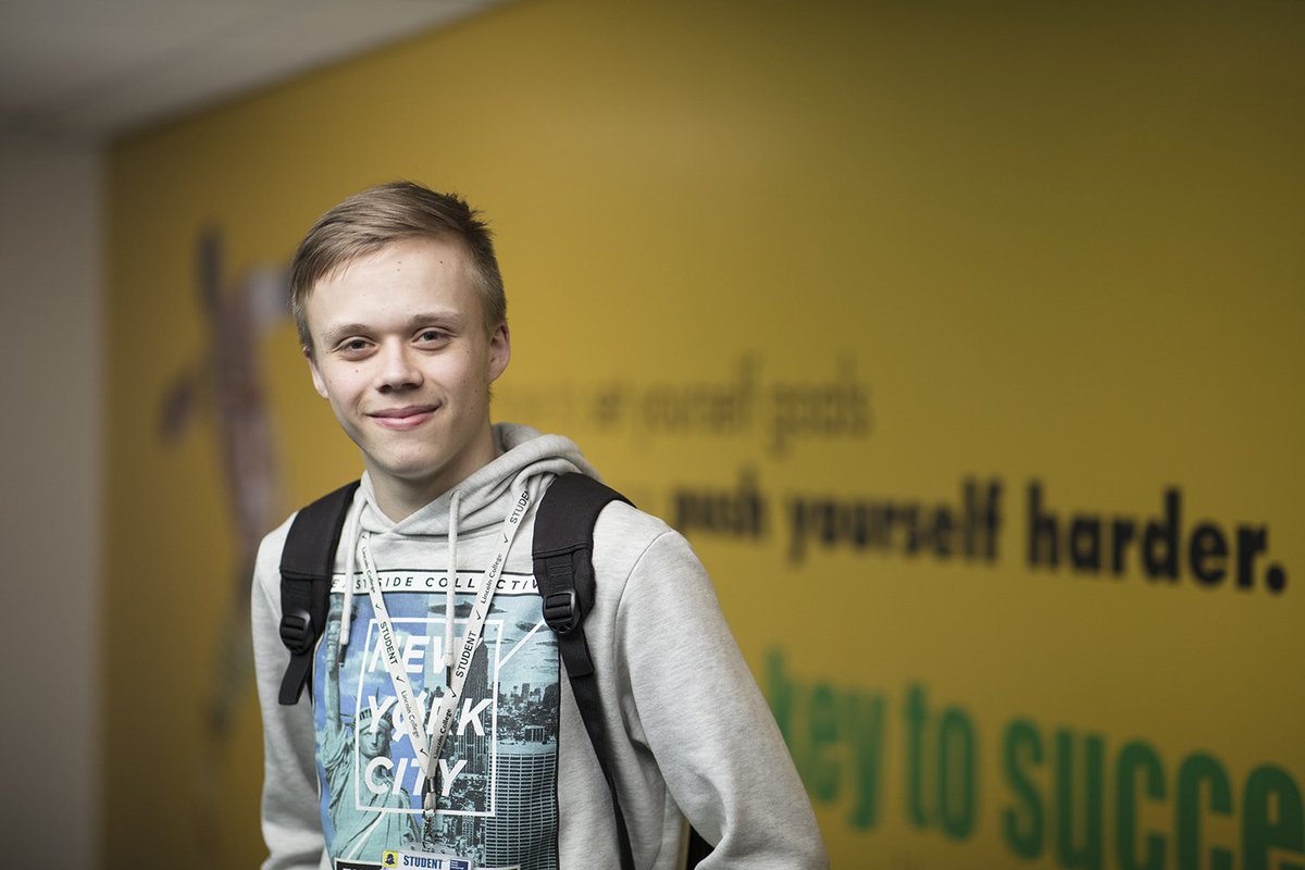 Gainsborough based Tall Oaks Academy Trust is searching for a Supporting Teaching and Learning #Apprentice 🏫 Get paid to start your career in #teaching 👍 Last chance to apply before applications close tomorrow here: ow.ly/Tgj030ktKpN