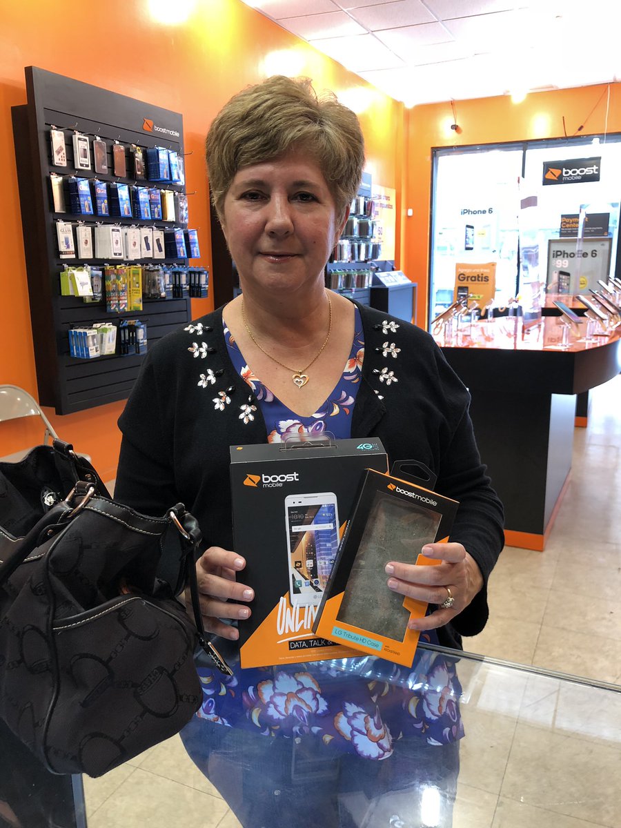 She’s a sweetheart upgrade for herself @AmazingwirelesV <a href="/BoostMobile372/">Boost Mobile</a> @MattMcD76227033 <a href="/tonytwiters/">Antonio</a> @hyperlinkusa @luishyperlink <a href="/mohin_nets/">mohin ahmed</a>