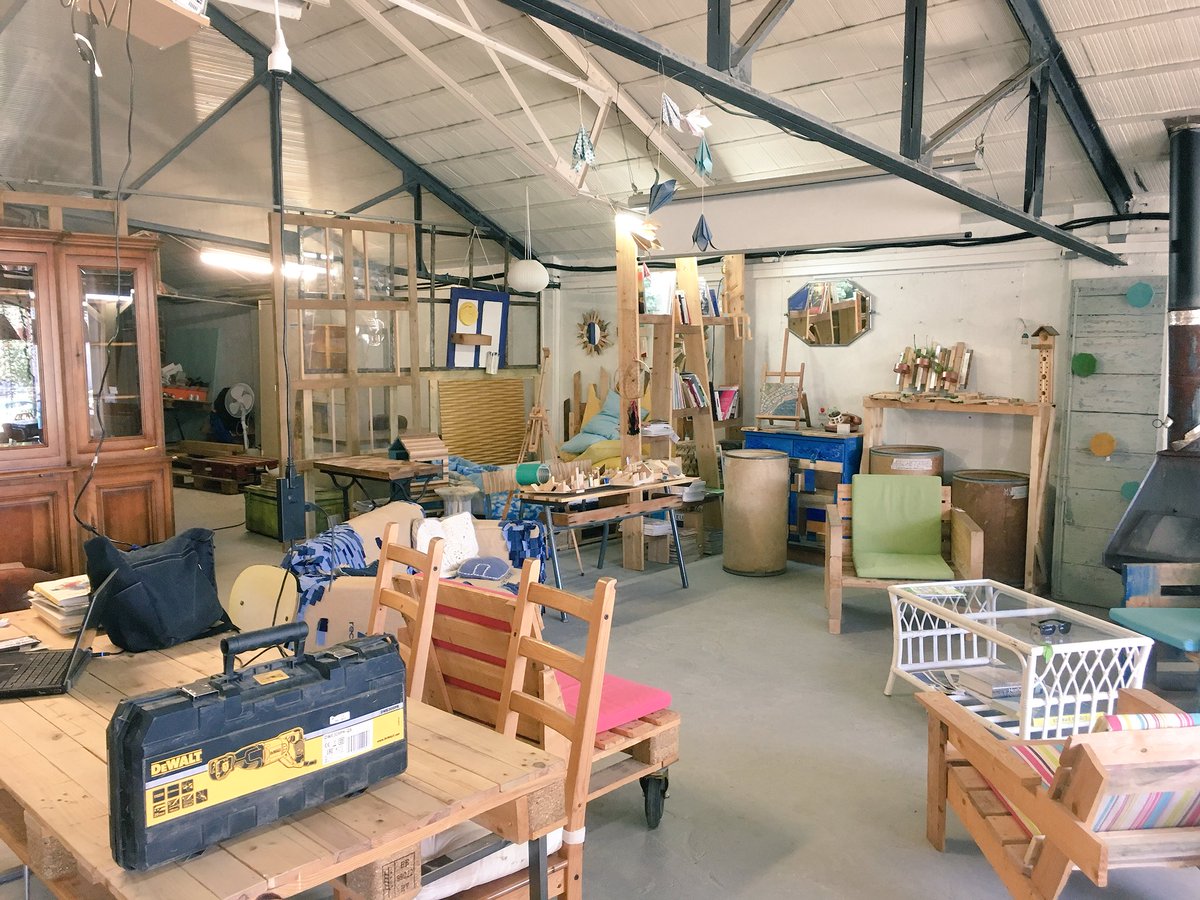 kawaa_co's tweet image. Super interview à @LaNouvelleMine ! Un lieu chaleureux et accueillant à découvrir à @VilledeGreasque 
#acsel #tournée #numériqueetnous