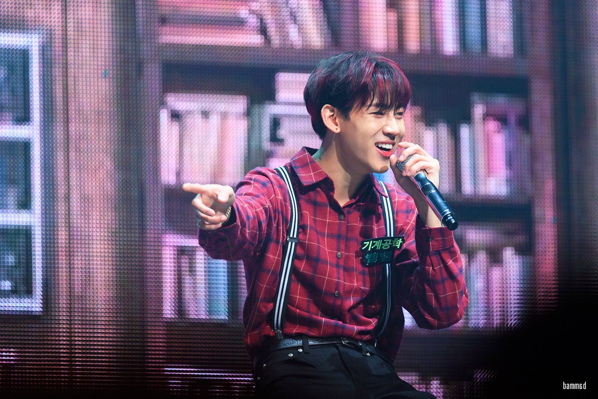 benzii_jk's tweet photo. ชอบที่แบมเป็นแบม ชอบที่รอยยิ้มนี้ เหมาะกับลูกงูสุดแล้ว❤ ไม่อยากให้คิดมากนะ รักนะครับ♥ #FOREVERBAMBAM #BamBamForever #BamBam #แบมแบม https://t.co/MNXrmgcJFZ