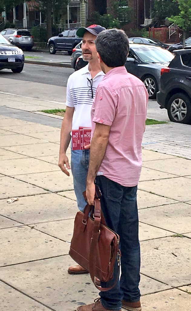 Another great morning talking to Ward 1 voters at the Metro! 😎

#EarlyVoting @ Columbia Hts Community Ctr is OPEN Today–FRI 6/15, 8:30am–7pm

Vote Kent Boese on Tuesday, June 19th to Make #OneWardOne a Reality!

Find Your Polling Place➡️ vote4dc.com/SearchElection…

#DCision18 🗳