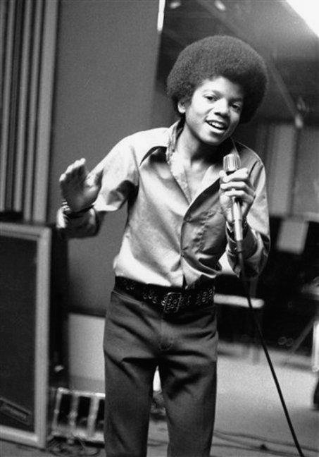 deeppurplexhoy's tweet photo. @Japan_kate MICHAEL JACKSON 1972. 😀😀😀 https://t.co/Wb9g78G5gH