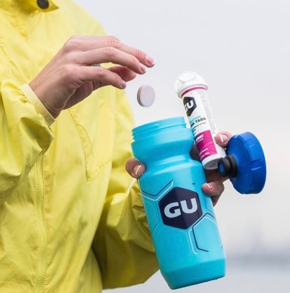 holabirdsports's tweet photo. Today at 6pm our Run Group takes on the roads and trails of CCBC Essex with help from our friends at @GUEnergyLabs. Come try some of the best fitness fuel around, get in a good run and meet some new people! #LetsRunHon #baltimore #runbmore https://t.co/GT3tUVtRRV