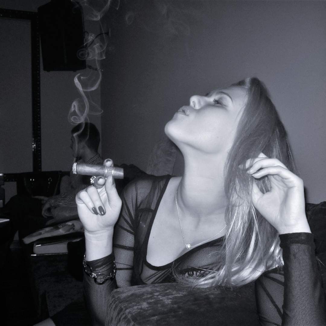 rosetcarmen tweet picture