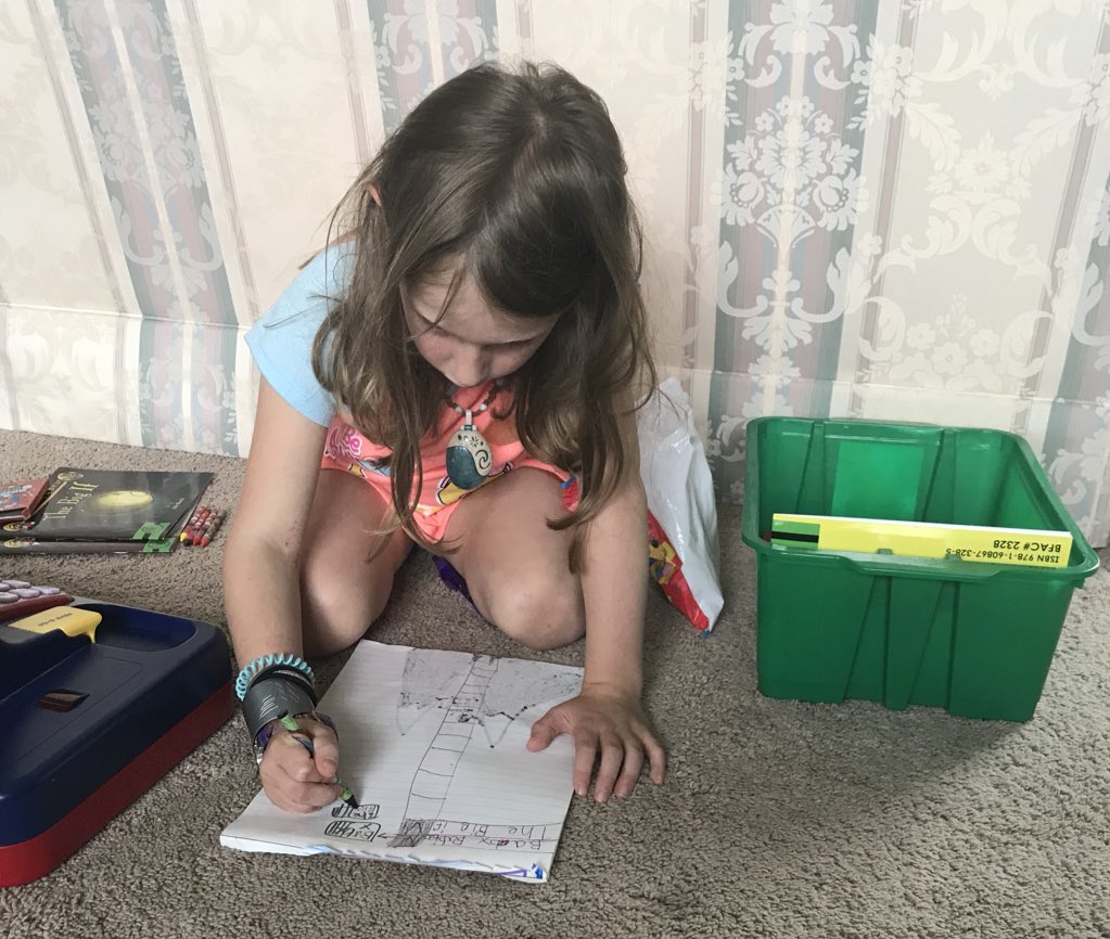 jenapiazza's tweet photo. Unprompted, Emma is making a re-reading chart to capture the books she’s reading, which ones she’s rereading and how many times! Be still my heart! #readingspecialist #americanreadingcompany #SummerReading #readinglog @JSerravallo https://t.co/hZPq8CR8lK