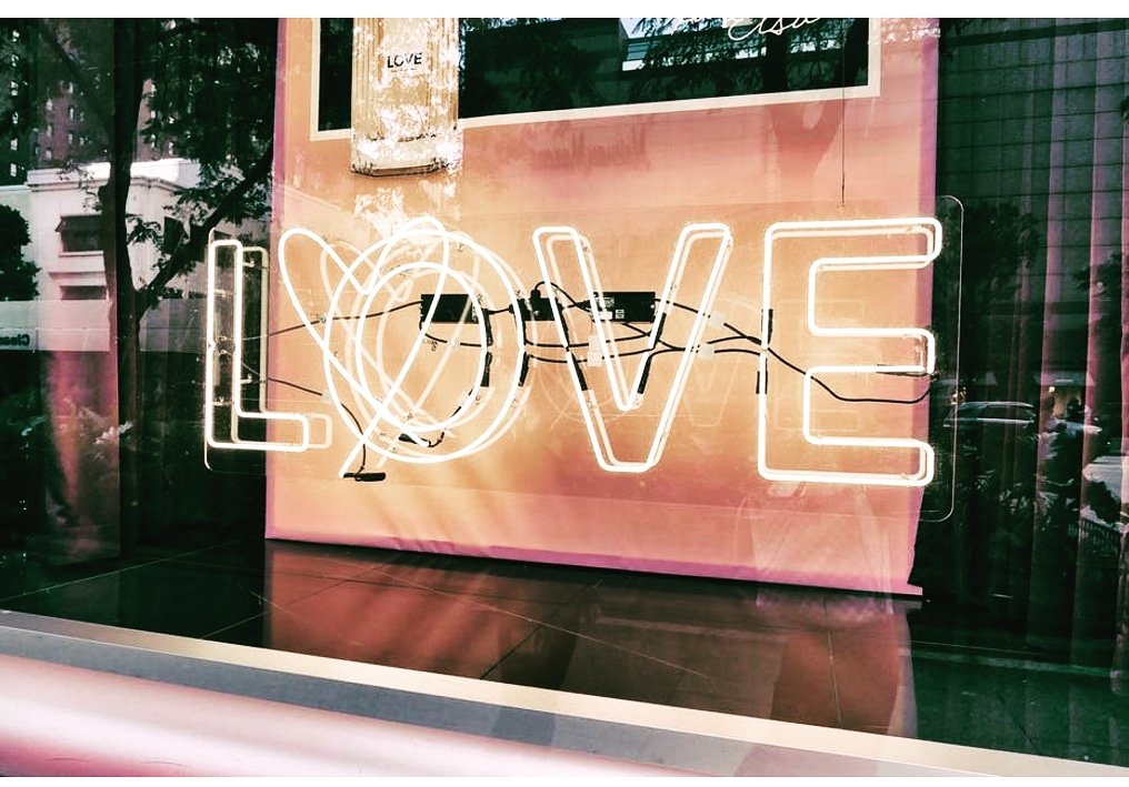 IAmRashada_'s tweet photo. Four-letter word for L I F E.
.
#sharelove #loveyourself #happylife #lovelife #loveislife #loveislove #goodvibesonly #mindfulness #moremindful #mindsetmatters #devinedesign #mindful #inspiredlife #goodlife #goodvibes #blessed #selfcare #liveinthemoment #IAMRASHADA_ #mindfulmama https://t.co/G8Bru2Rc1E