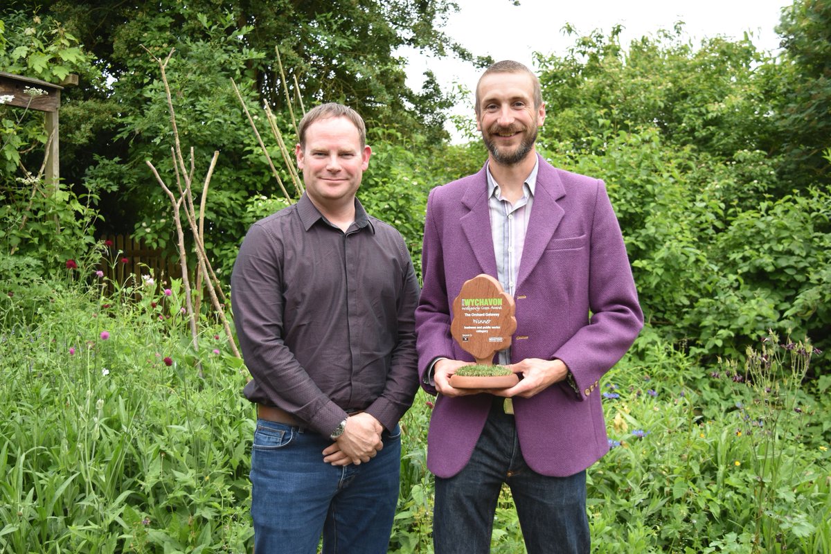 Wychavon's tweet photo. Congratulations to our Intelligently Green Awards’ business category winner, @OrchardGetaway . We were very impressed with their green efforts and their beautiful glamping site. #Evesham #IGawards #Wychavon https://t.co/chjj4mPeZo