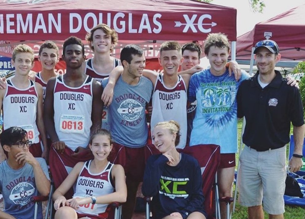 ChrisChavez's tweet photo. The ESPYs will give this year's Best Coach Award to the three Marjory Stoneman Douglas High School coaches (Aaron Feis, Scott Beigel and Chris Hixon) who were killed protecting their students from gunfire. 

Beigel was the school’s cross country coach. https://t.co/BsPuxsUI9n