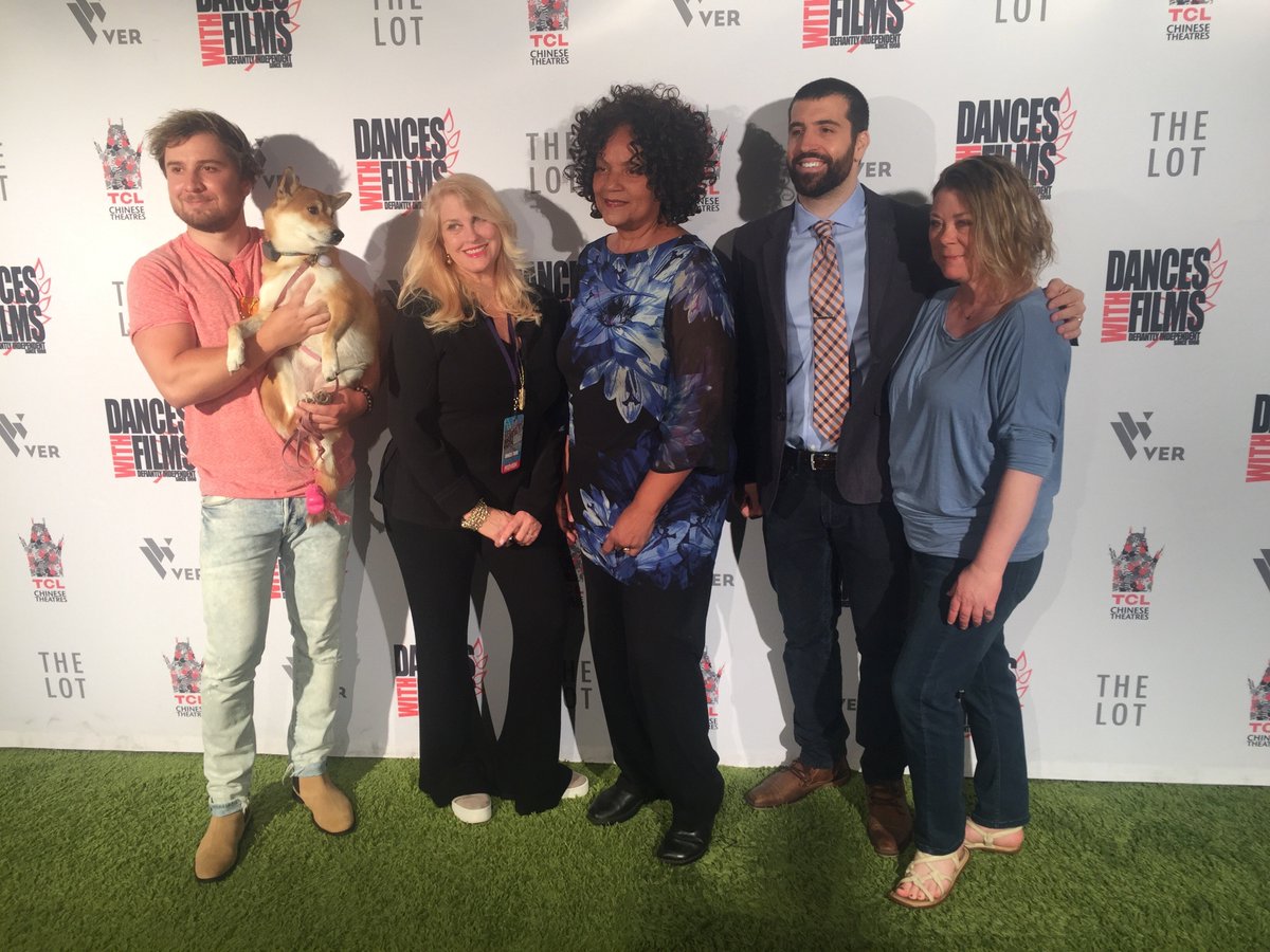 WalkerFitzFilm's tweet image. Attending Dances With films @danceswithfilms...sharing teachable moments to future filmmaker&apos;s #alumnipanel @michaeldlynch @RyanGPhillips  @Romellfoaolcom  #mofitzgibbon #lesleescallon