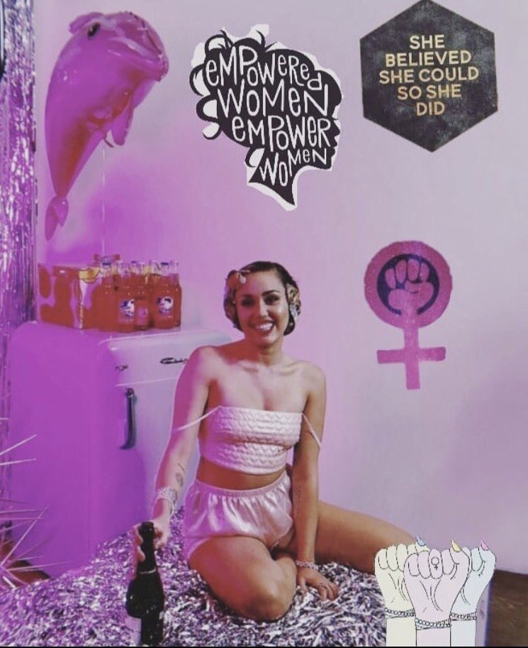 t_ander_98's tweet photo. The amount of @MileyCyrus Fan Accounts that follow me, means I must be a pretty big fan... 💁‍♀️😭💖 https://t.co/agtXqEpZ3z