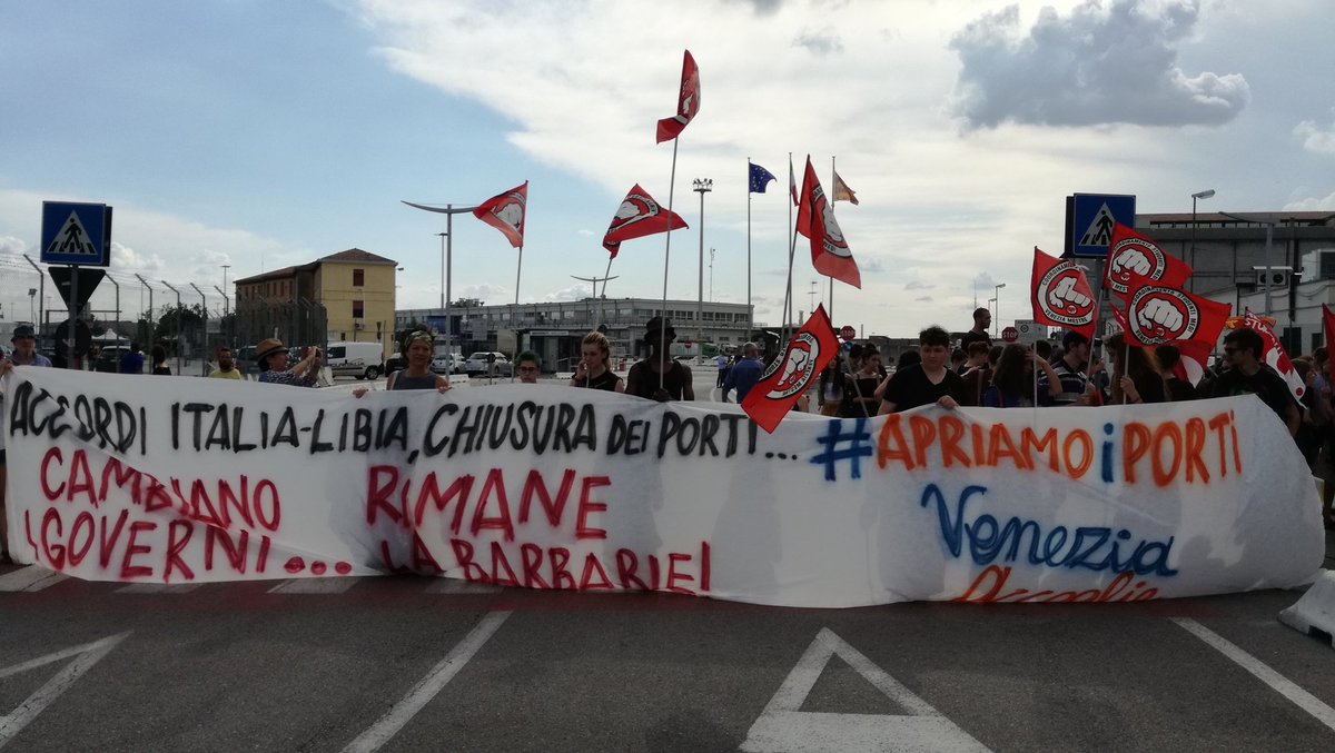 NoGrandiNavi Venezia tweet media