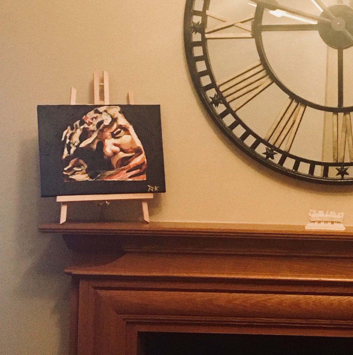RubyKArts's tweet photo. I was asked to sign this one. Felt a bit famous for a second ���. Thanks for that. #art #painter #gift #babyshower #3dultrasound #babyart #acrylicpainting #babies #pregnancy #preciousmoments #keepsake #lovelife #loveart #rubykarts #candothisallday #nextcanvas https://t.co/d0WPaofwCk