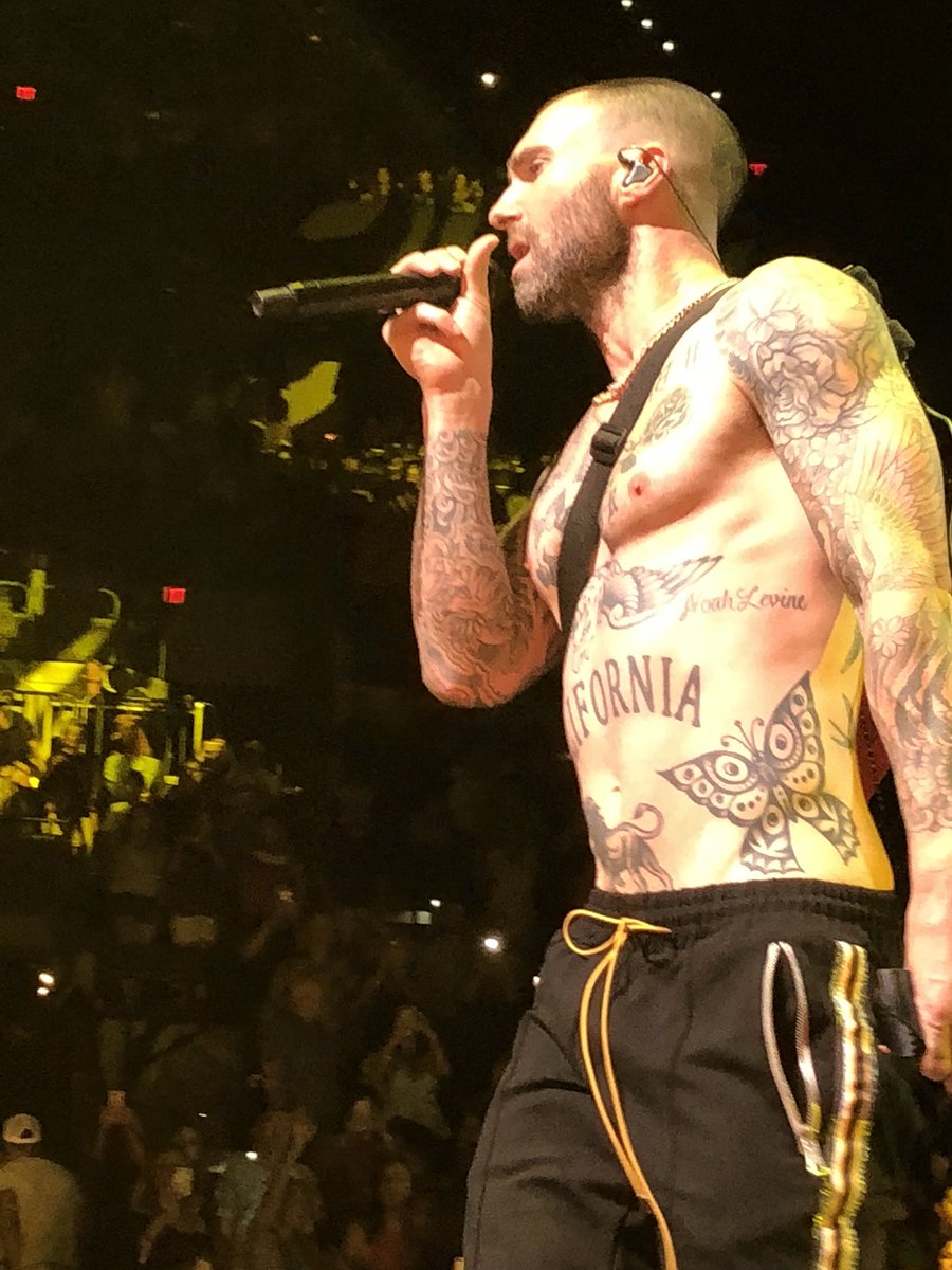 lexichanell's tweet photo. Thanks @verizon for the Maroon 5 concert tickets! #verizonup https://t.co/KVYuqKAk4t