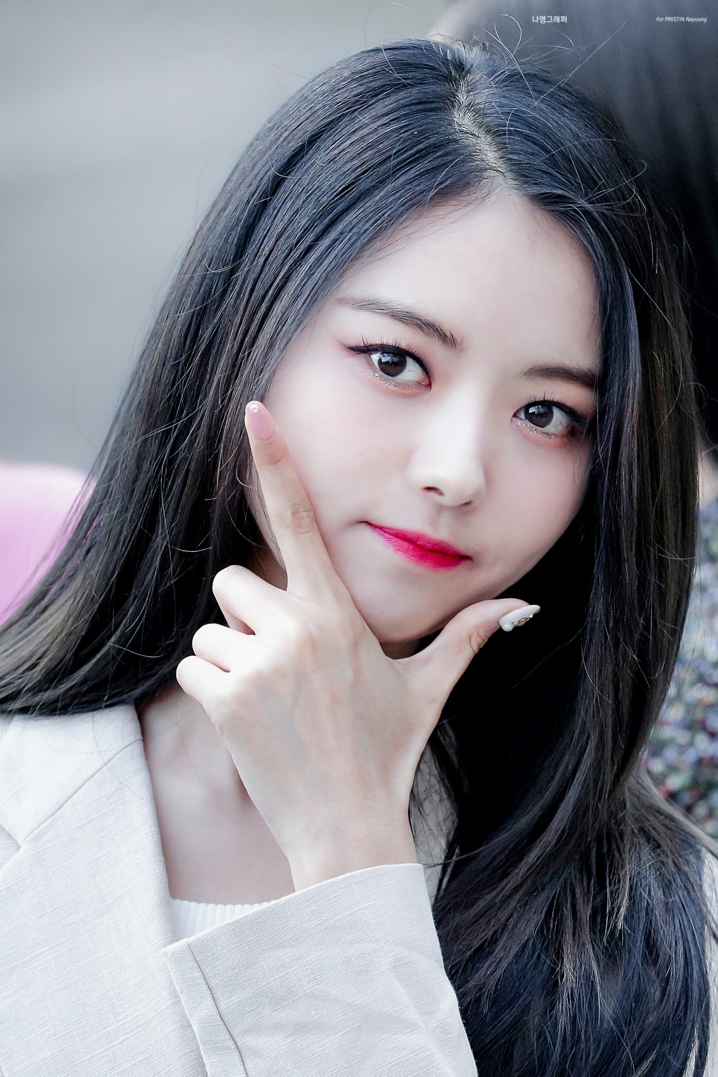 DflTw8YU0AA0aWd.jpg:orig