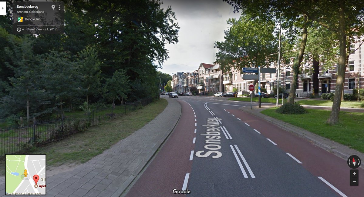 De splitsing Apeldoornseweg-Sonsbeekweg is een druk verkeerspunt. Twee buurtbewoners (tevens landschapsarchitect/stedenbouwkundige) hebben alternatief ontwerp bedacht die een  grotere veiligheid beoogt. sintmartensonsbeekkwartier.nl/nieuws/alterna…
