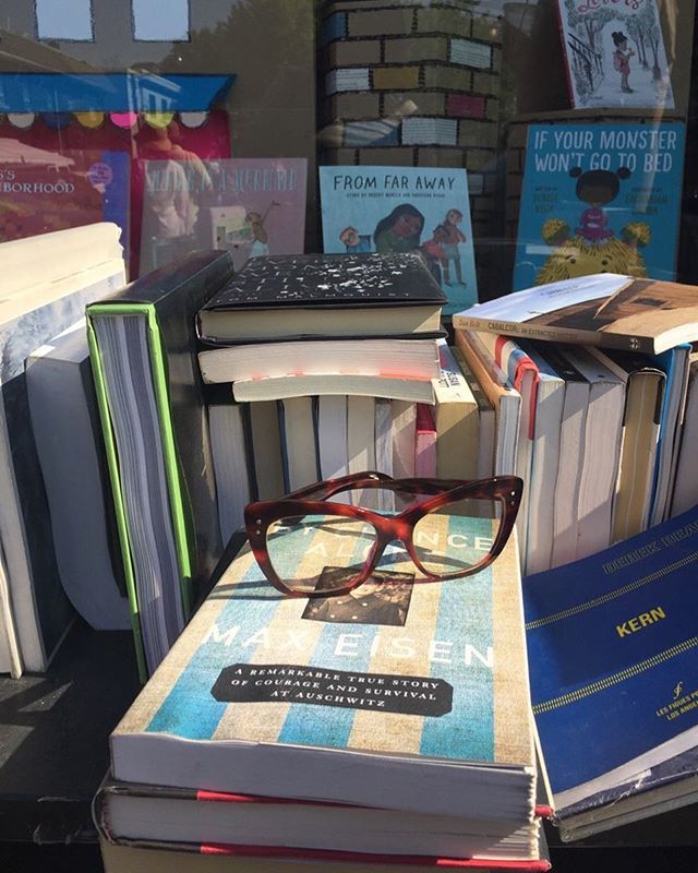 We’re all bookworms here at Guild🤓📚 Find your fit in studio! ift.tt/2JM3DbV