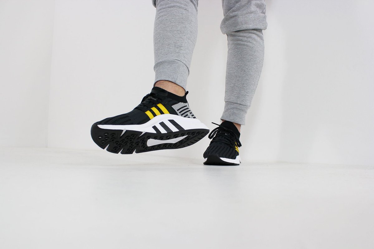 Hi_sneakerworld's tweet photo. ADIDAS - EQT SUPPORT MID ADV (CORE BLACK/ EQT YELOW/ FTWR WHITE)
#Adidas #EQT 
Pricing: € 149.00
Link: https://t.co/Cab3yfwO6c https://t.co/DMbjikn1cn