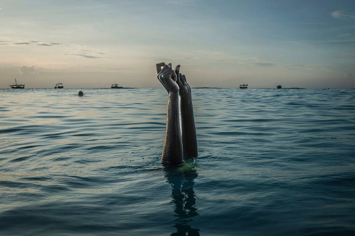 And the CAP Prize 2018 winners are… ANNA BOYIAZIS for Finding Freedom in the Water | buff.ly/2FT3AK0 | Instagram: <a href="/annaboyiazis/">Anna Boyiazis</a>

#capprize #africanphotography #photocompetition #photoaward #africa  #artprize #photography #capassociation #exposureaward