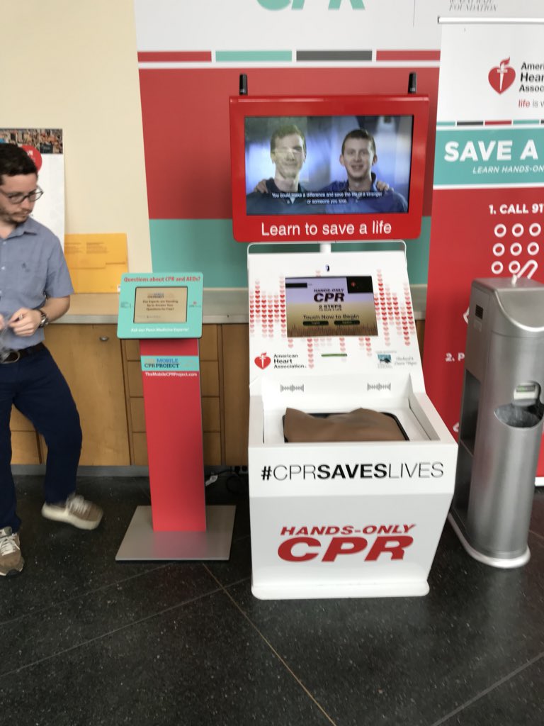 MobileCPR's tweet photo. Have you had a chance to look at our kiosk located in the Independence Visitor Center? Here’s your chance to ask our Penn experts questions about CPR and AEDs! Drop on by, it’s FREE! @AHAPhilly #IVC #philly #cpr #handsonly #AED #mobilecpr https://t.co/Apyol1RSv7